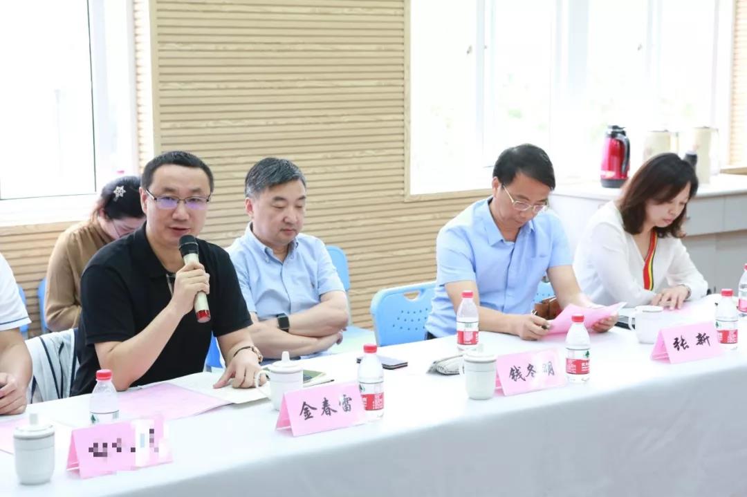 猛烈顶弄H禁欲老师h春潮视频