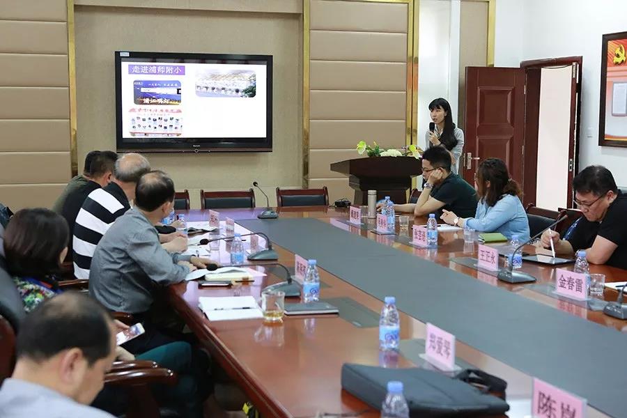 猛烈顶弄H禁欲老师h春潮视频