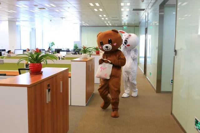 猛烈顶弄H禁欲老师h春潮视频