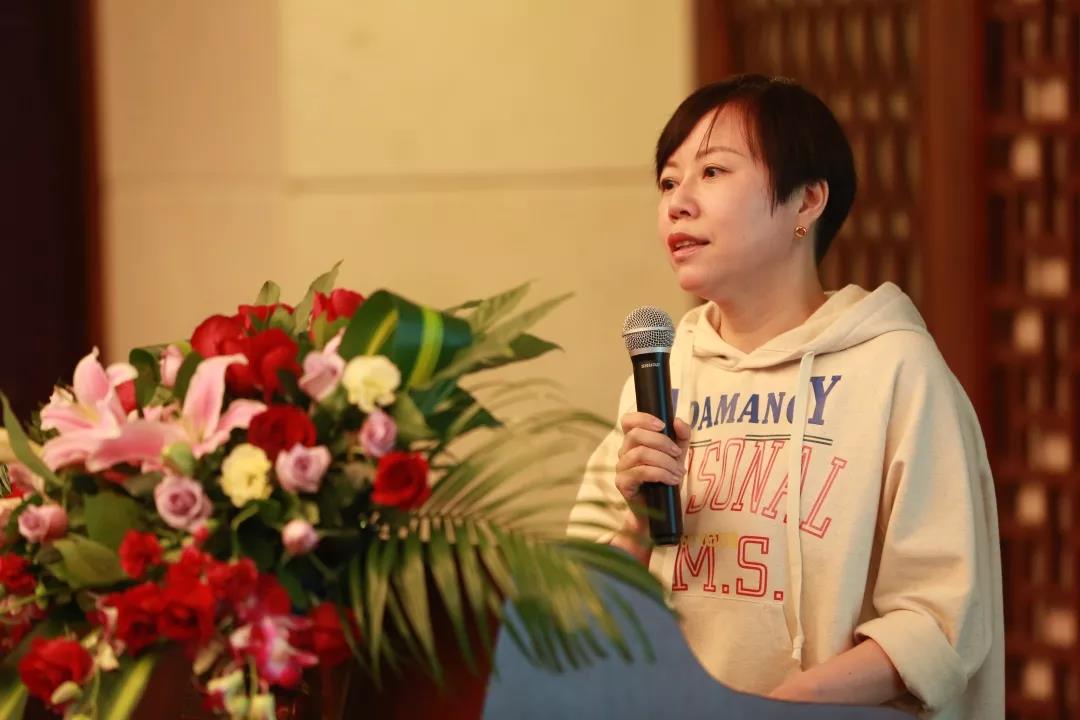 猛烈顶弄H禁欲老师h春潮视频