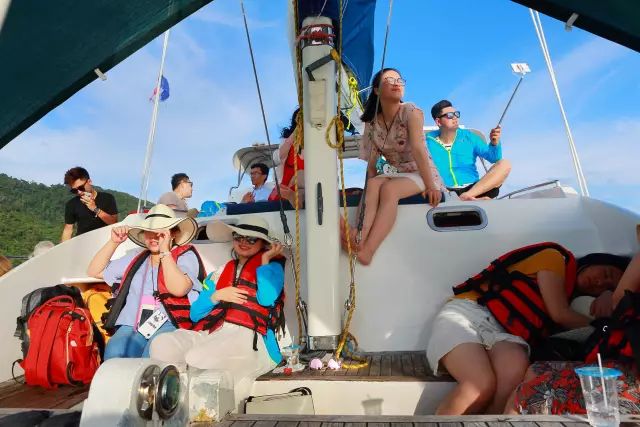 猛烈顶弄H禁欲老师h春潮视频