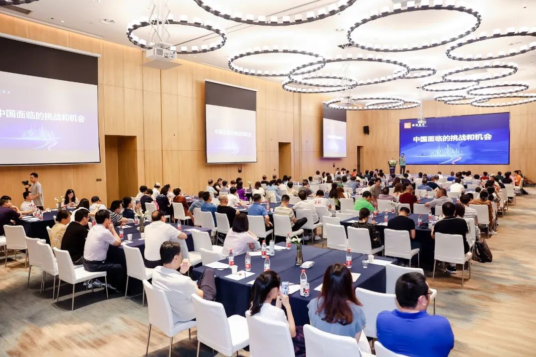 猛烈顶弄H禁欲老师h春潮视频