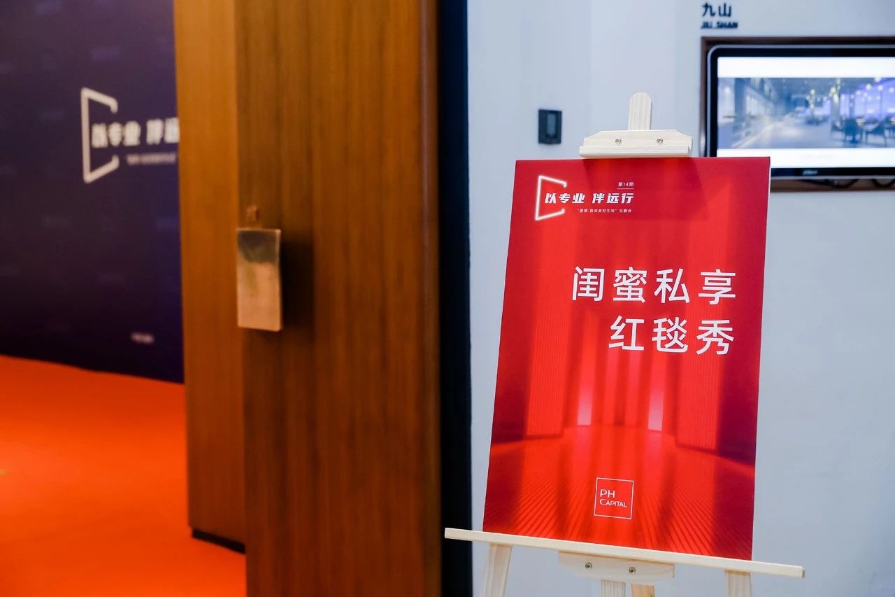 猛烈顶弄H禁欲老师h春潮视频