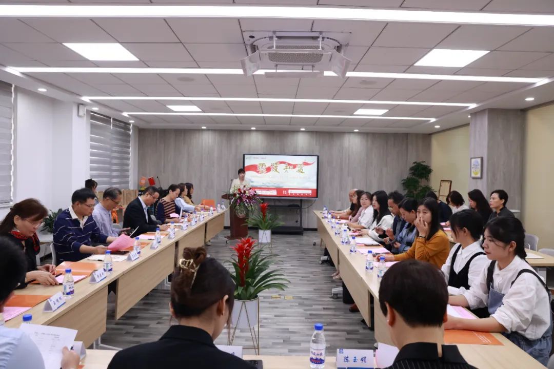 猛烈顶弄H禁欲老师h春潮视频